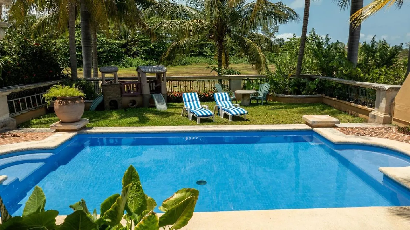Mexican Style House In The Hotel Zone W/ Priv Pool 칸쿤 0*,  멕시코